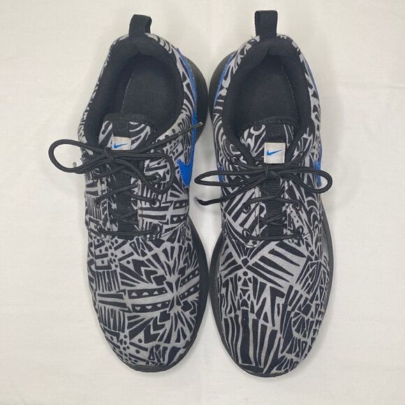 NIKE ROSHE ONE RUNNING SNEAKERS - Picture 1 of 7